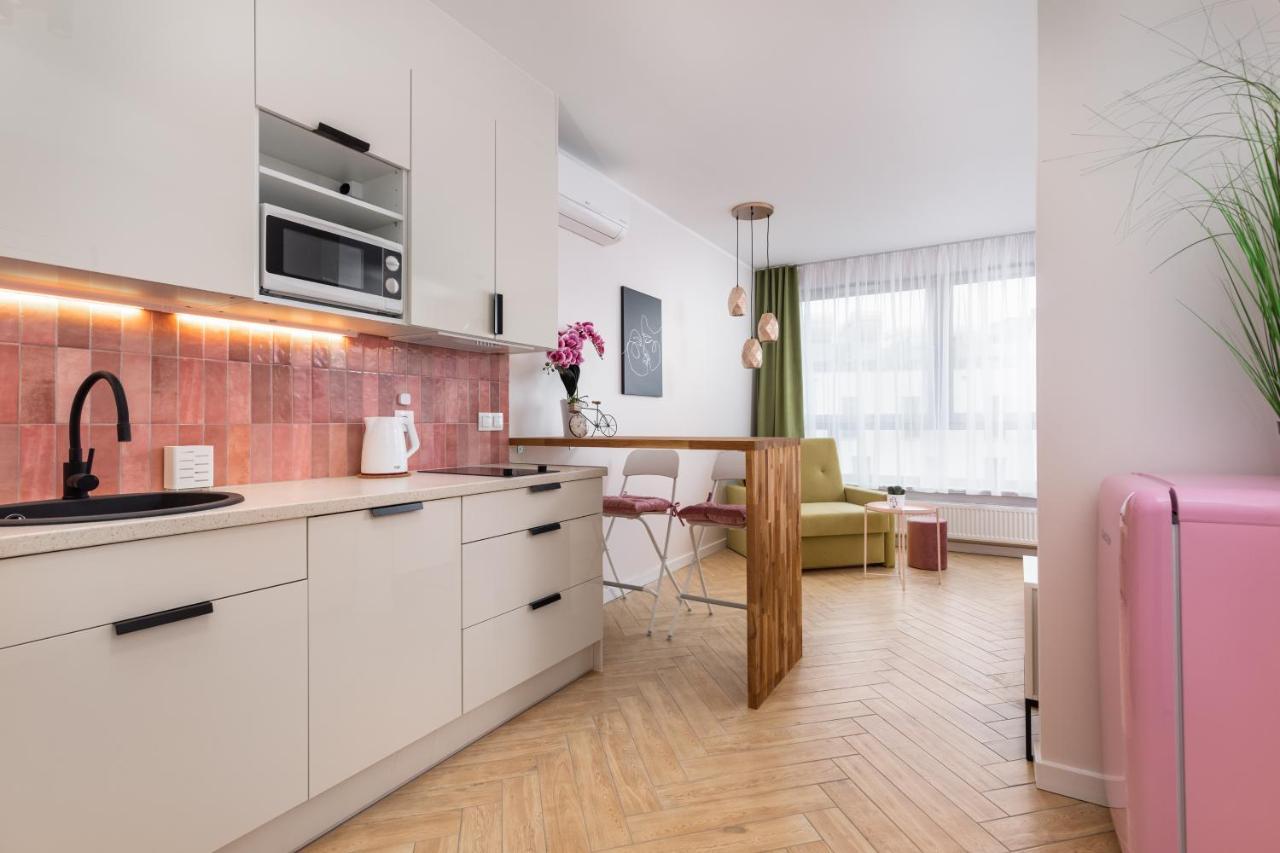 Old Town Pink Apartment